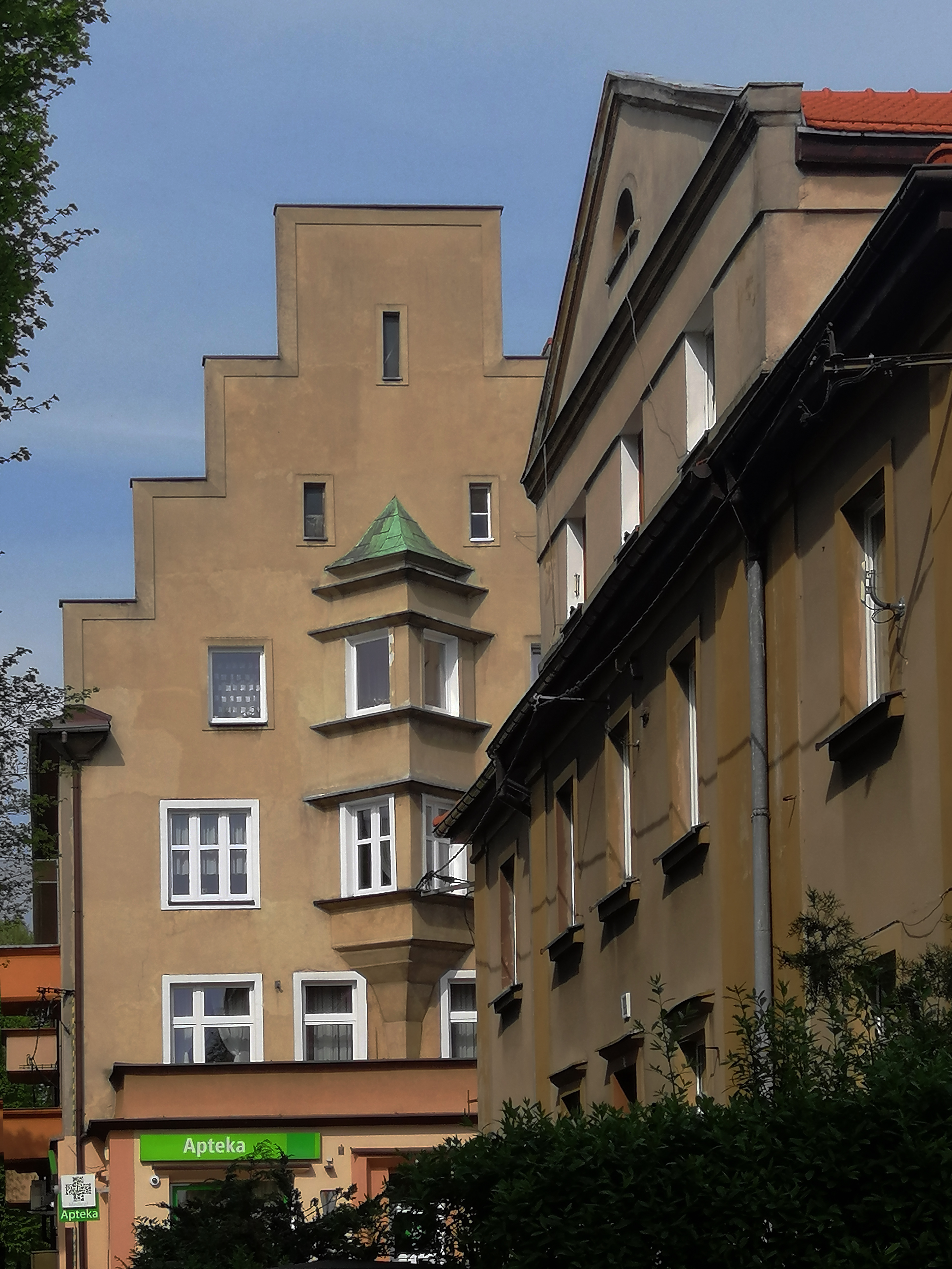 Lipowa 42 – Żółkiewskiego 1 obecnie. Fot. E. Pokorska-Ożóg kamienice przy Lipowej