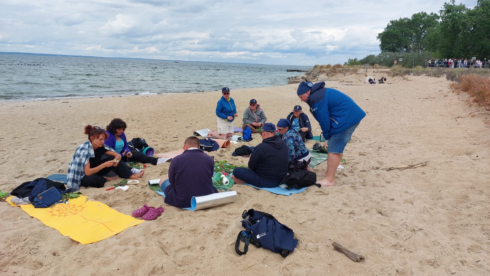 Fot. materiały organizatora załoga na plaży