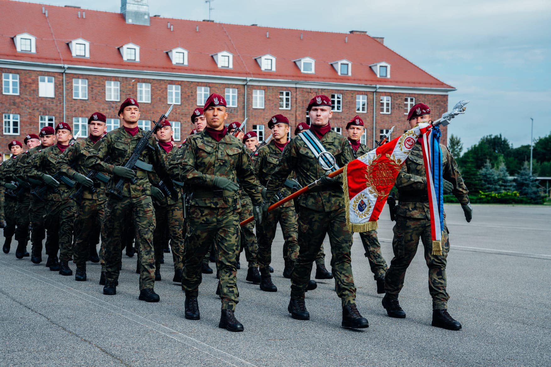 Fot. M. Baranowski/ UM Gliwice Maszerujący żołnierze