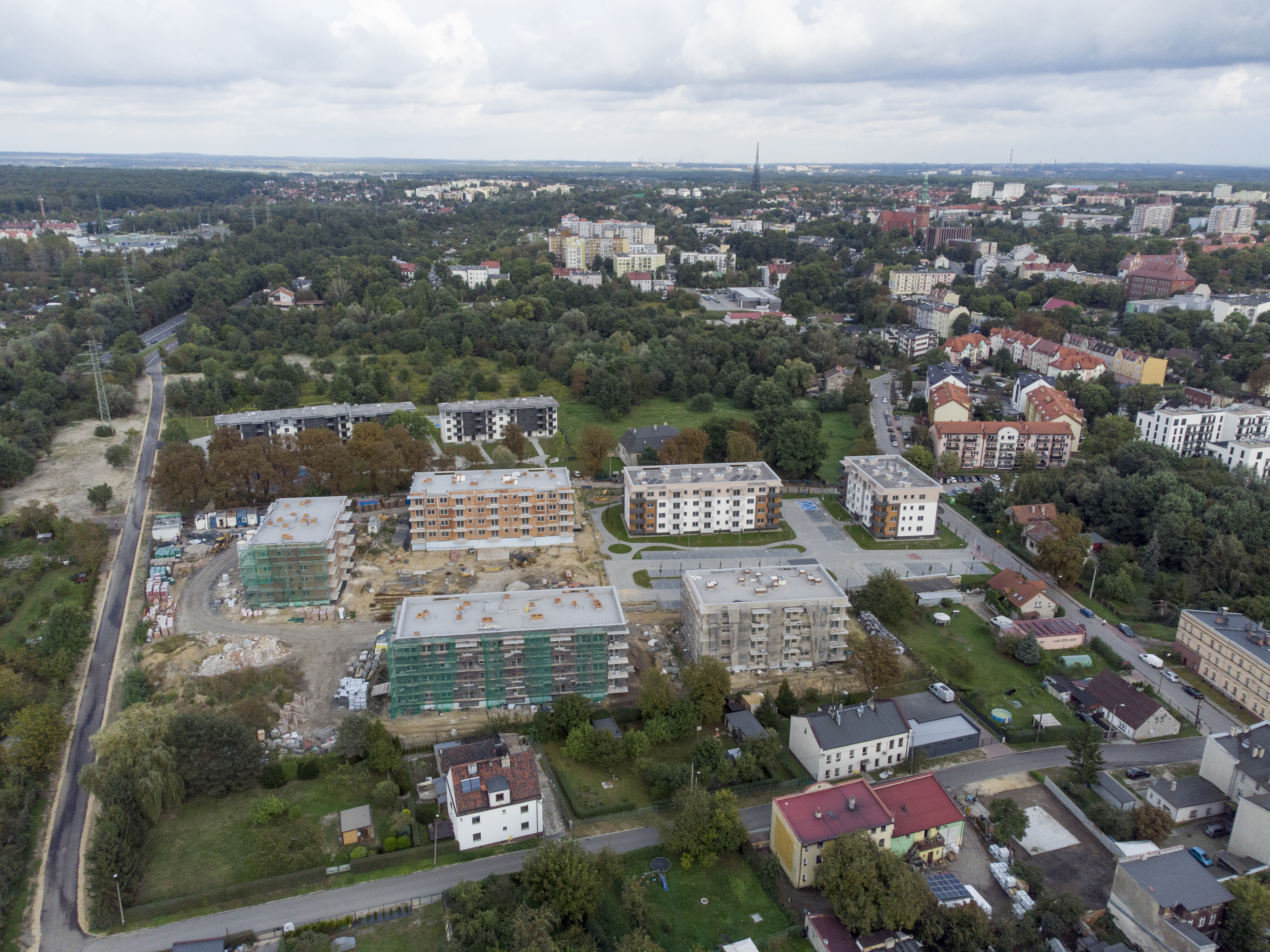Budowa osiedla w rejonie ulic Dworskiej, Zbożowej i Wiertniczej. Tak jest... (fot. A. Witwicki/ZBM II TBS) Dworska 10E