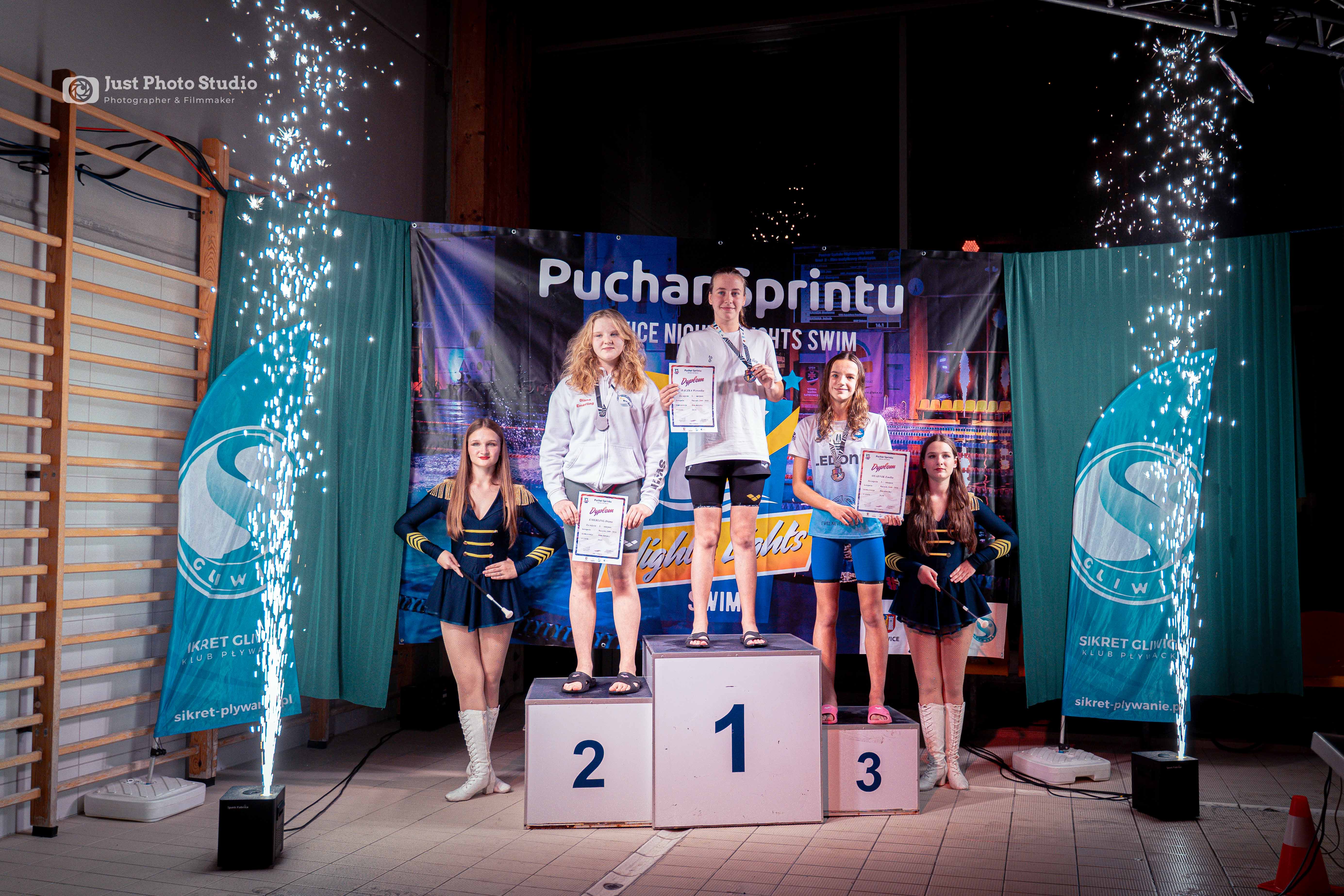 Fot. Ł. Woźniak/ "Sikret" Gliwice Zawodniczki na podium