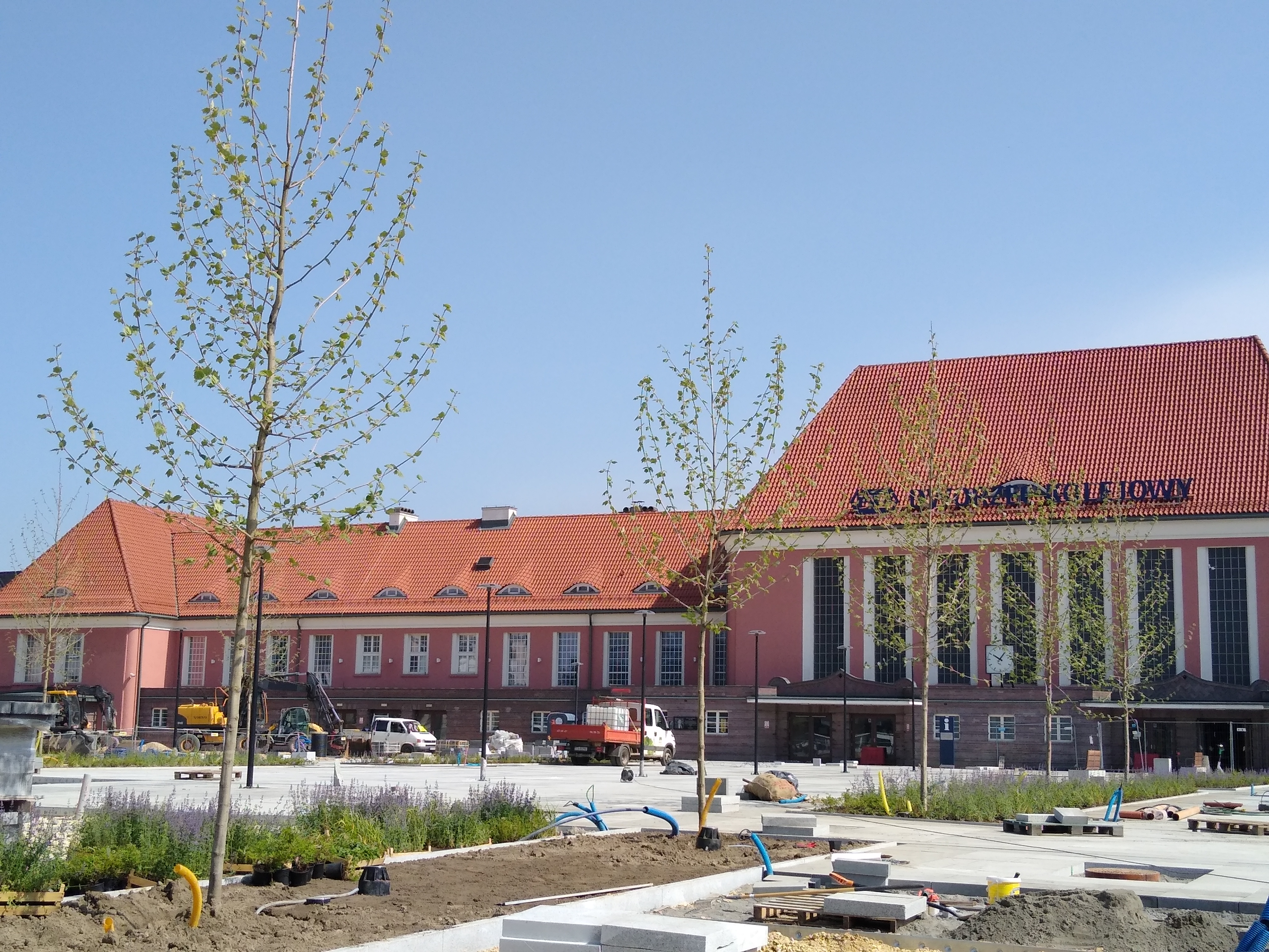 fot. M. Foltyn / UM w Gliwicach rabaty tworzone przed dworcem