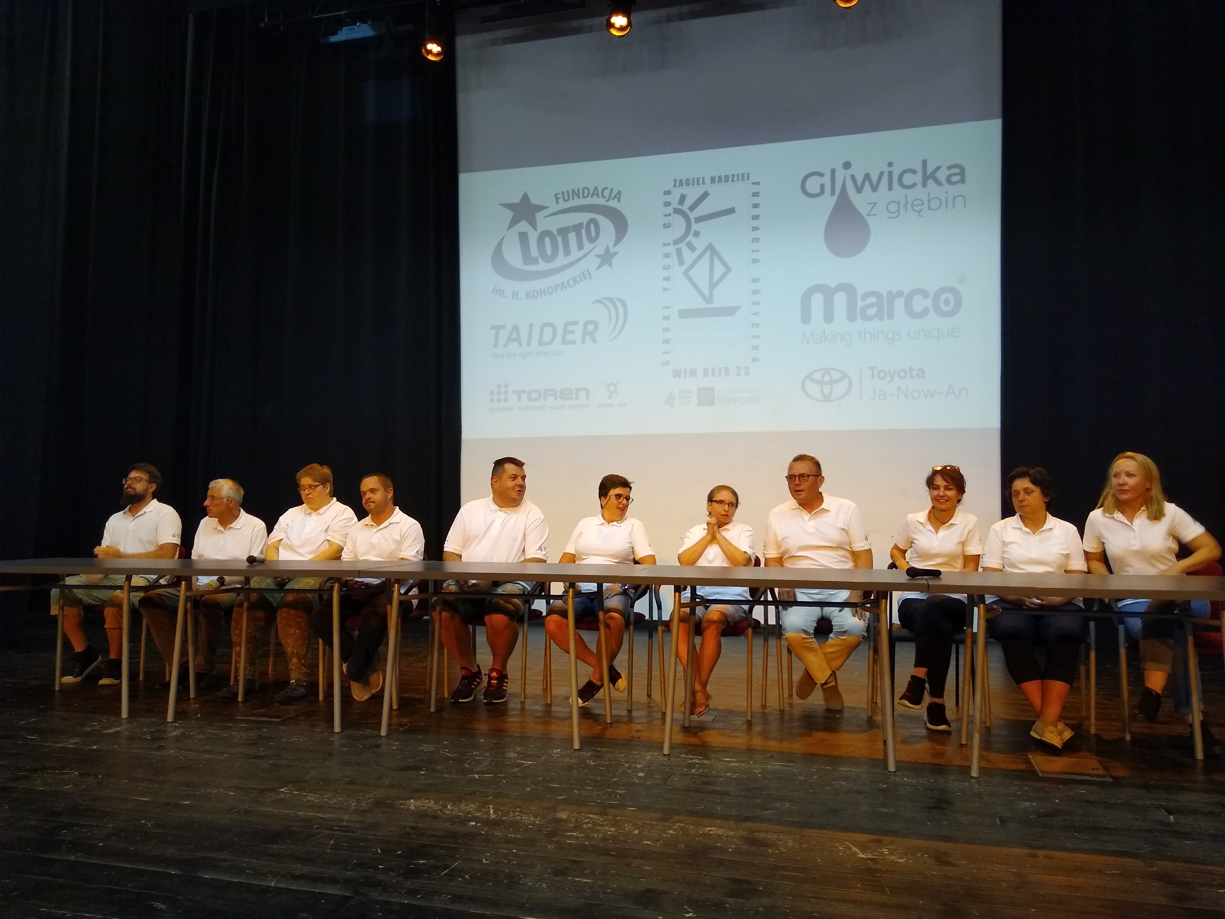 Odprawa przed rejsem. Fot. M.Foltyn/UM Gliwice Odprawa w Mrowisku