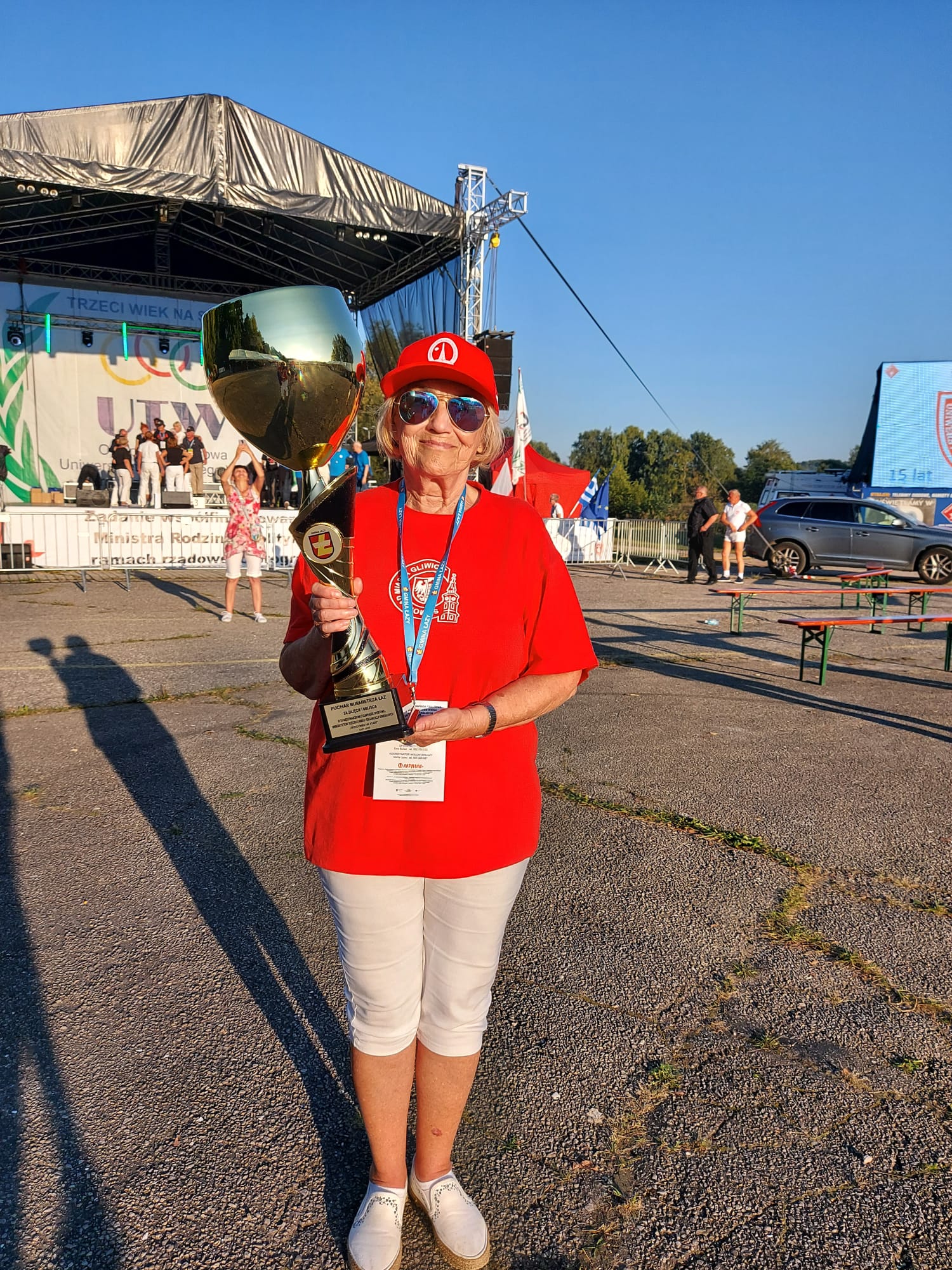 Fot. N.Gruca Krystyna Płońska z pucharem