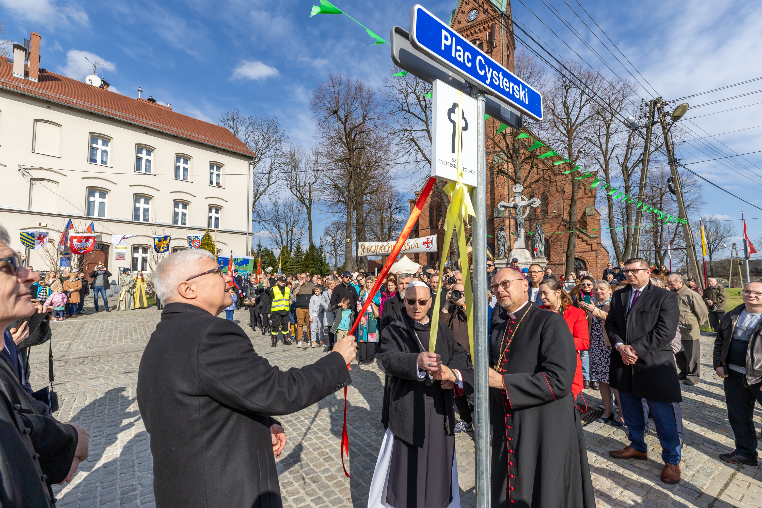 Fot. K.Krzemiński odsłonięcie tablicy Placu Cysterskiego