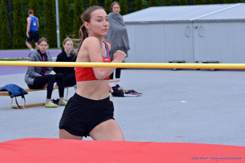 Fot. piast.gliwice.pl Julia Radzewicz z GKS Piast Gliwice podczas biegu
