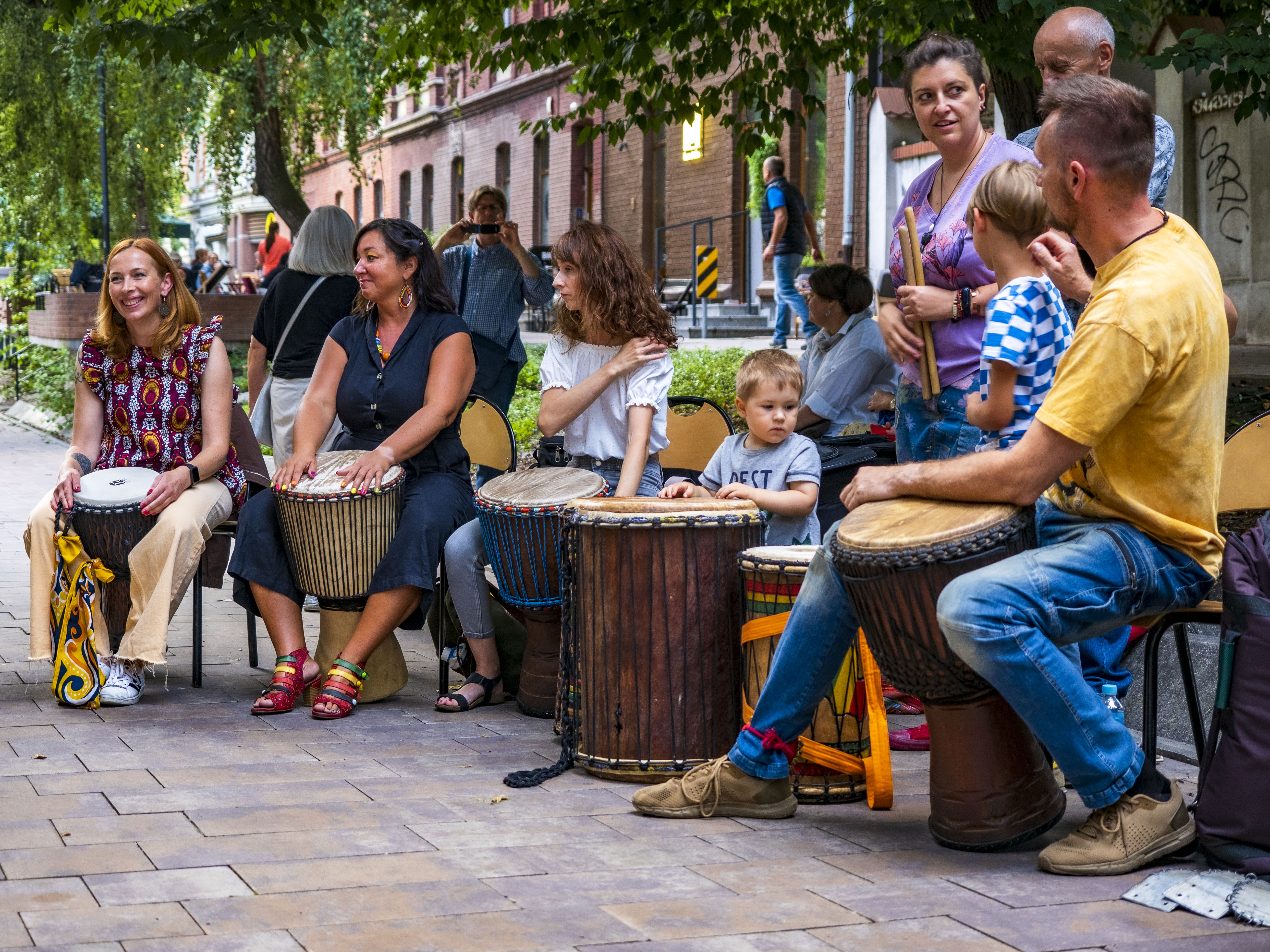 Rynek Kultury. Fot. G.Ożga/archiwum UM Ludzie z bębnami