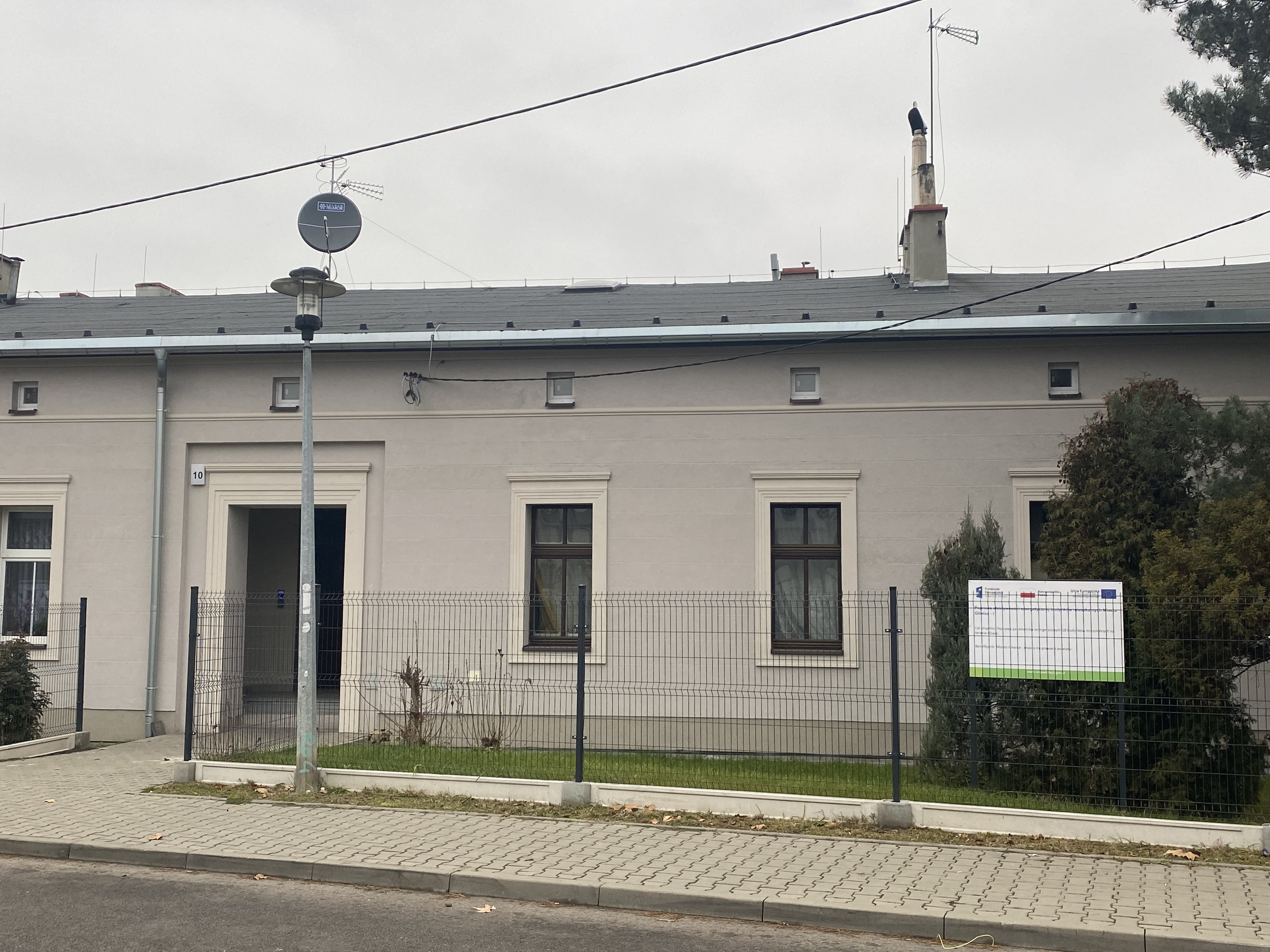 Zmodernizowany budynek miejski przy ul. W. Pola 10, fot. ZGM Zmodernizowany budynek miejski przy ul. W. Pola 10, fot. ZGM