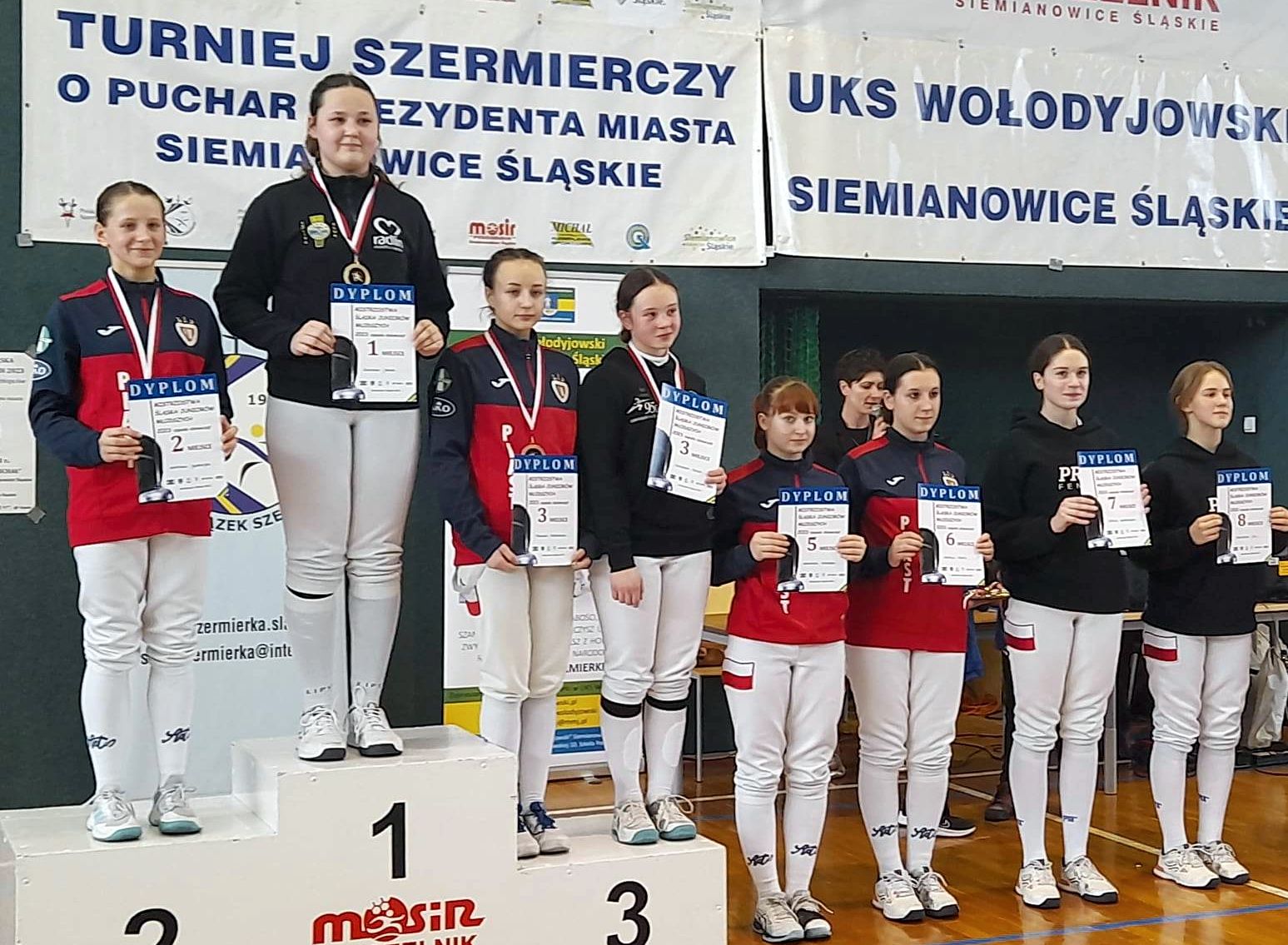 Fot. materiały piast.gliwice.pl Wiktoria Jędrzejec – II miejsce, Paulina Ostrowska – III miejsce