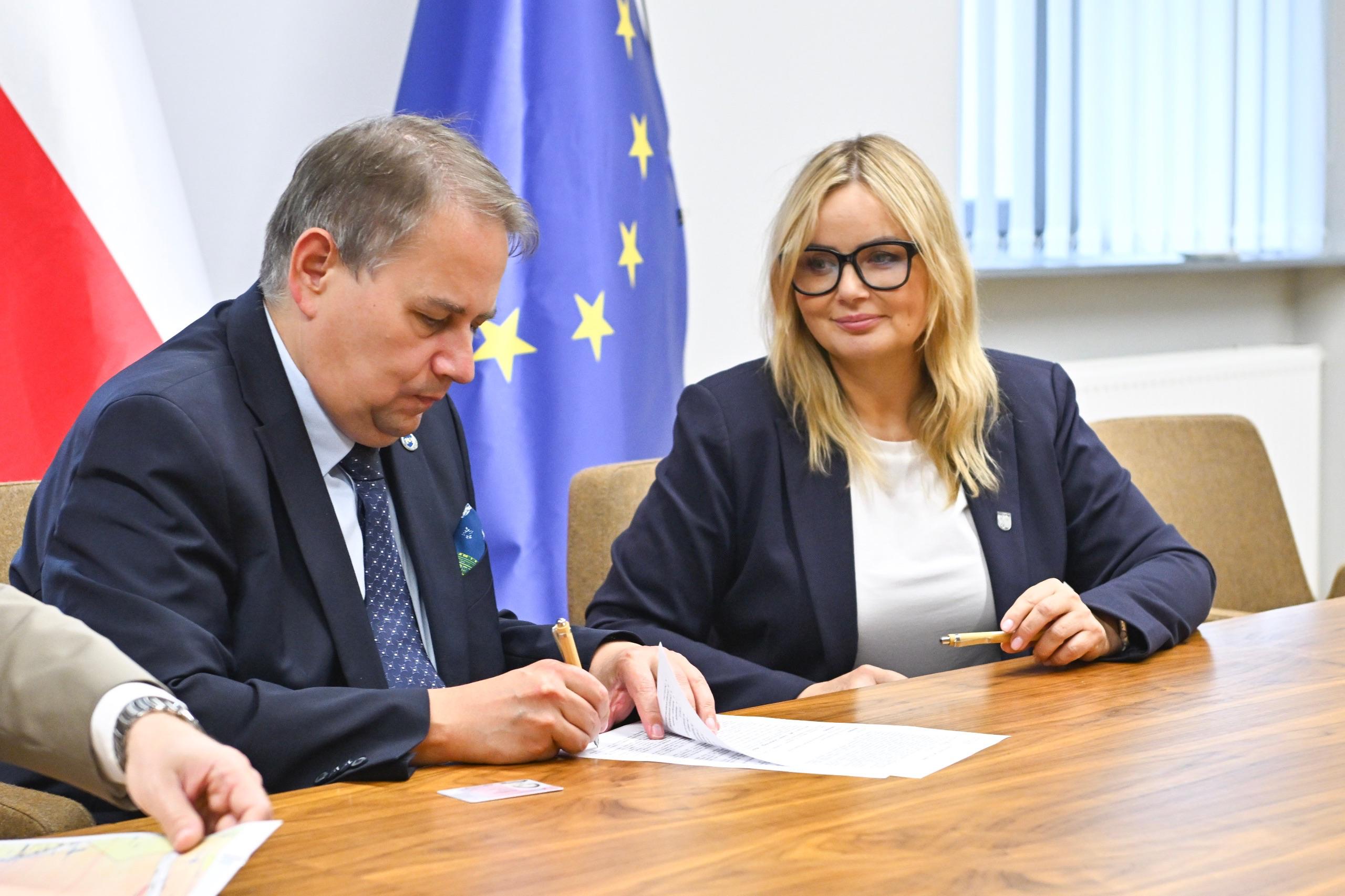 fot. M. Buksa / UM w Gliwicach kobieta i mężczyzna
