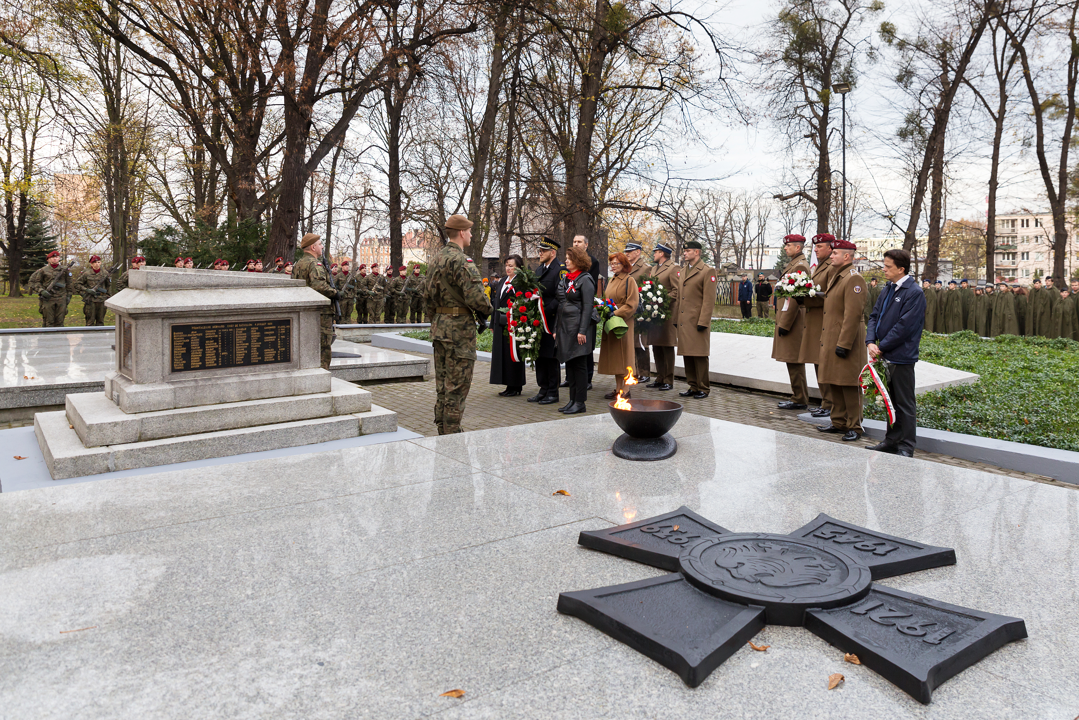 fot. D. Nita-Garbiec / UM Gliwice na cmentarzu żołneirzy francuskich