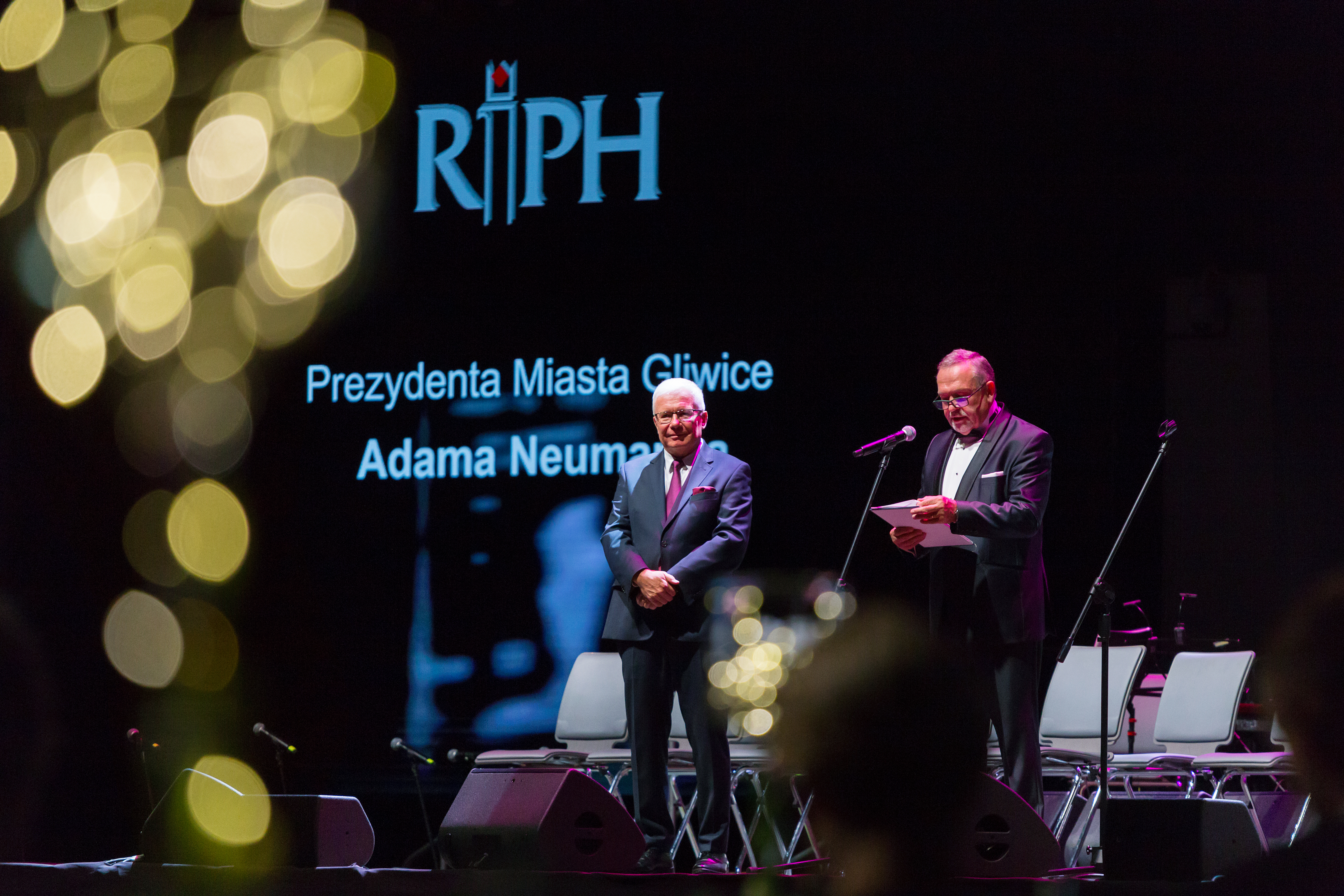 Fot. D.Nita-Garbiec/UM Gliwice prezydent Gliwic Adam Neumann i Wiktor Pawlik, prezes RIPH