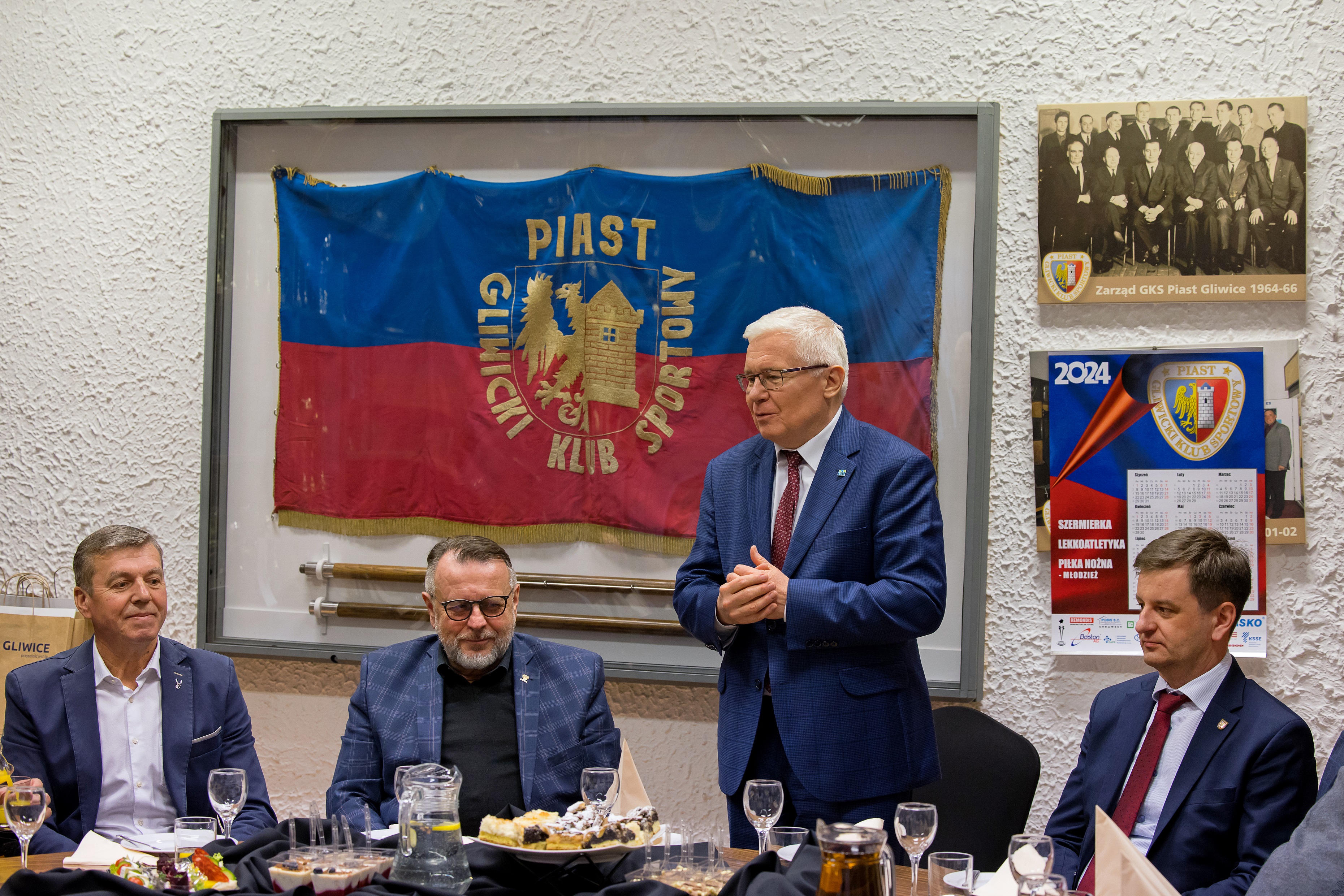 Fot. D. Nita-Garbiec/ UM w Gliwicach Prezydent Gliwic Adam Neumann przemawiający do zebranych gości