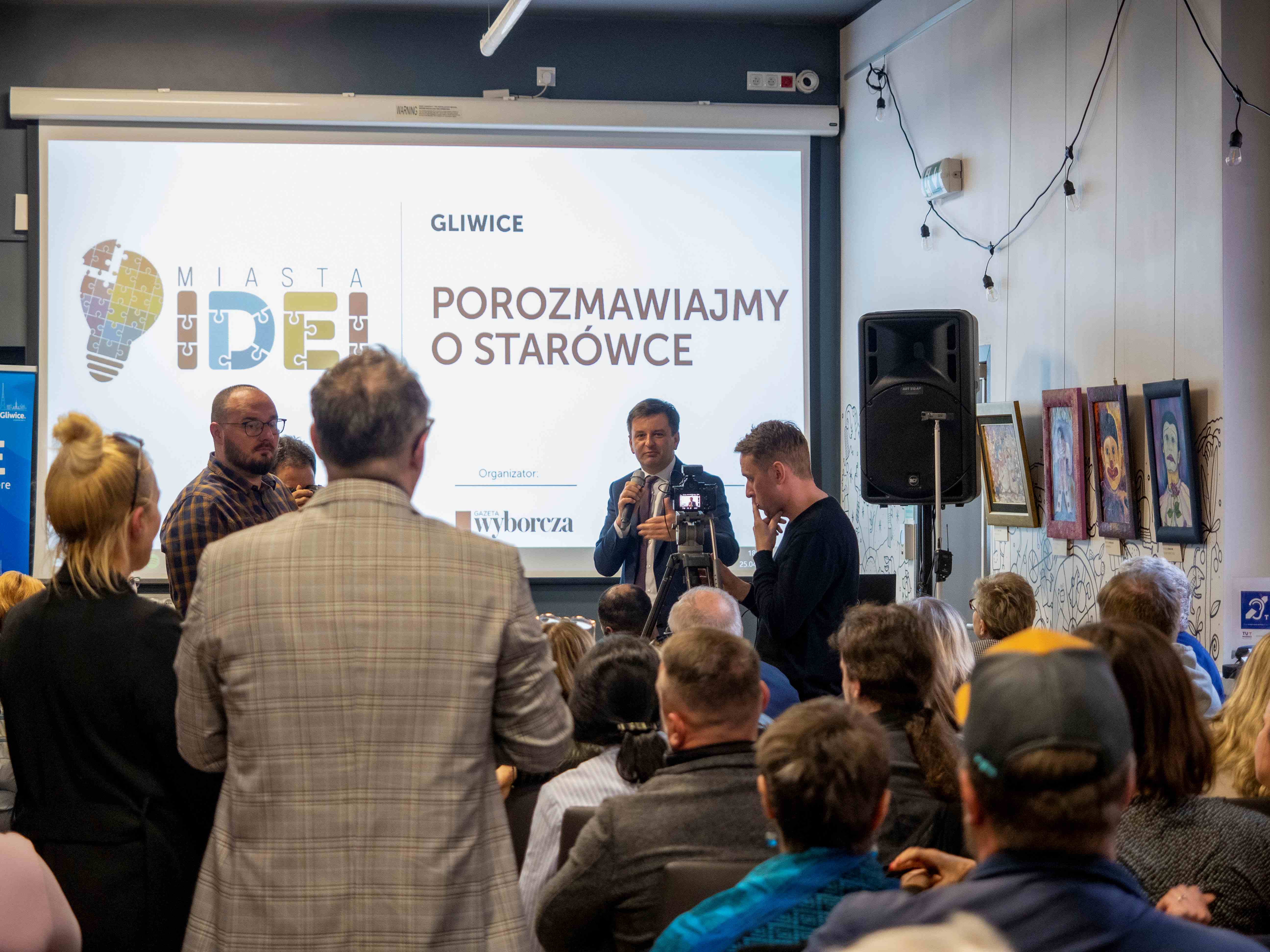 fot. G. Ożga/UM Gliwice Zdjęcie z zastępcą prezydenta z debaty