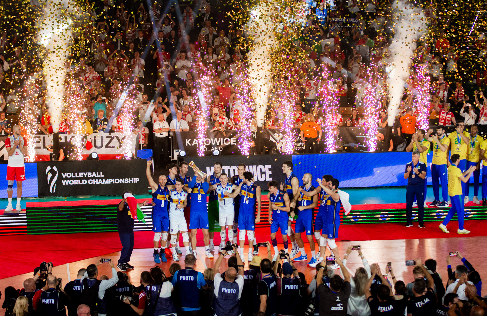 fot. P. Sumara / Polska Siatkówka ceremonia wręczenia medali mistrzostw świata w siatkówce mężczyzn