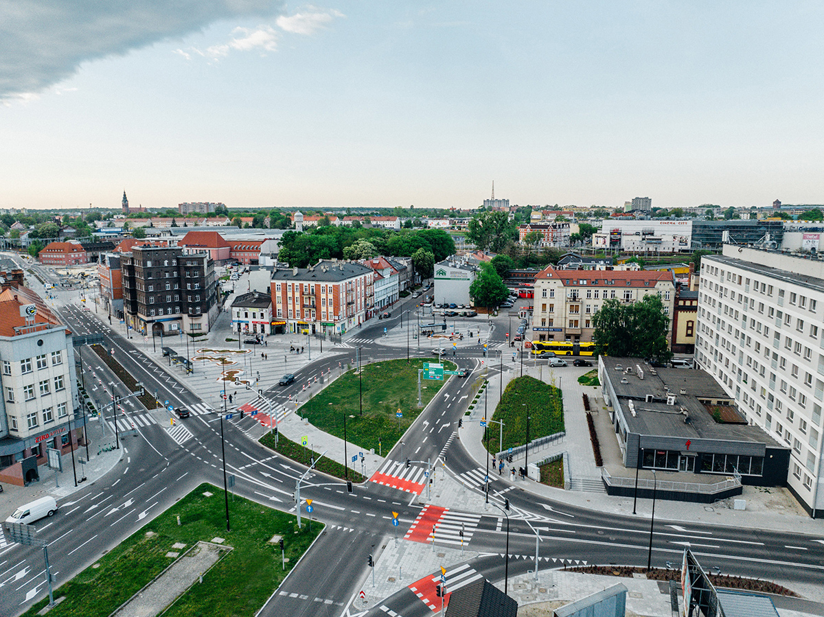fot. Mosquidron / UM w Gliwicach panorama po południowej stronie dworca PKP
