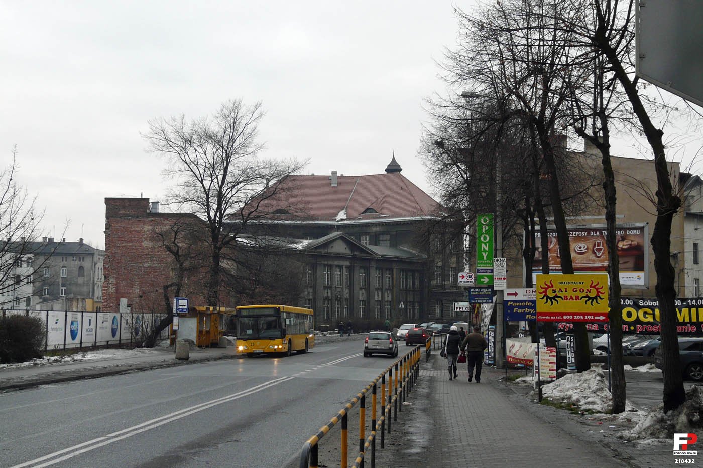 ... a tak było (fot. fotopolska.eu) ul. Piwna przed przebudową