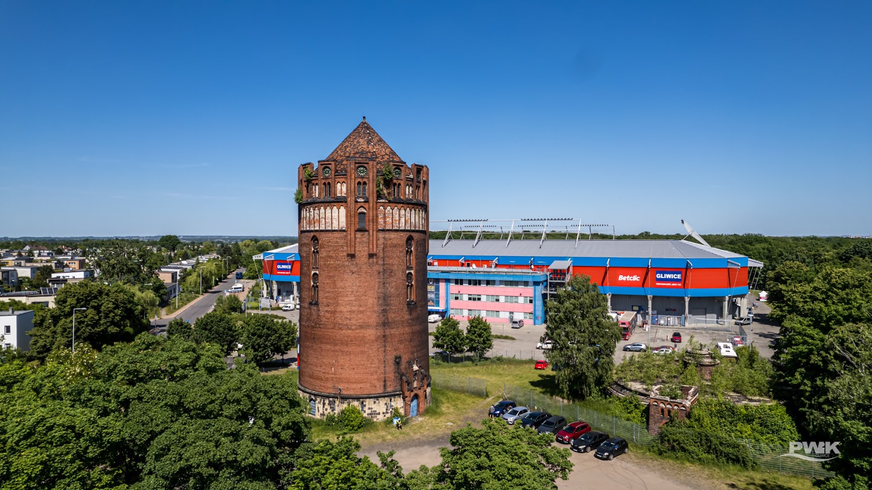 Fot. K. Krzemiński/ PWiK Wieża ciśnień i zbiornik