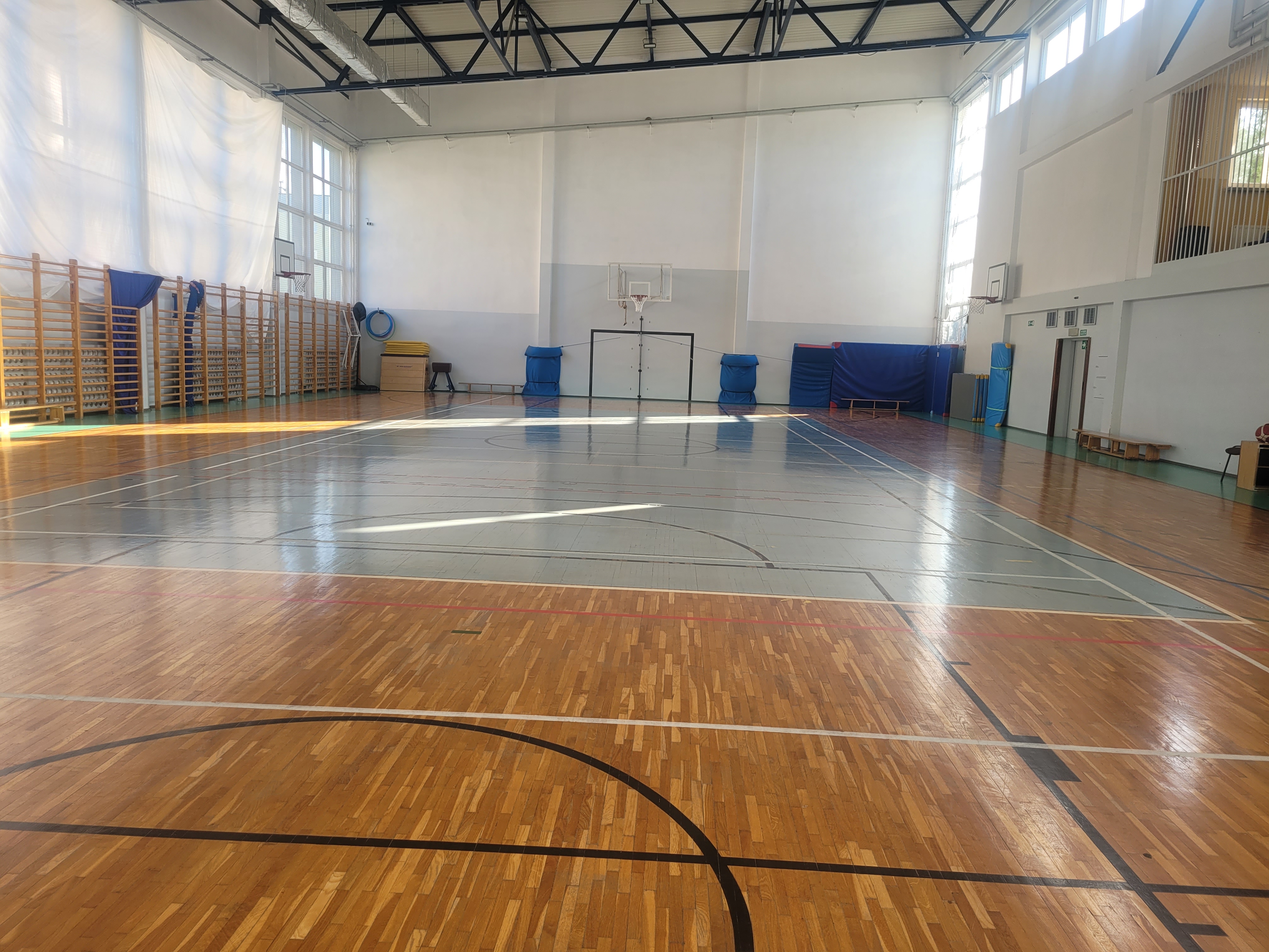 Sala gimnastyczna przy ZSP nr 13