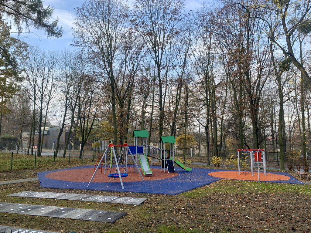 ZSP16 - plac zabaw ZSP16 - plac zabaw