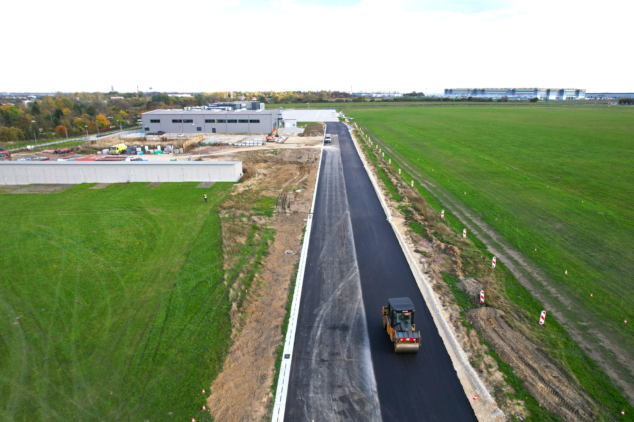 ziemia, trawy, maszyny