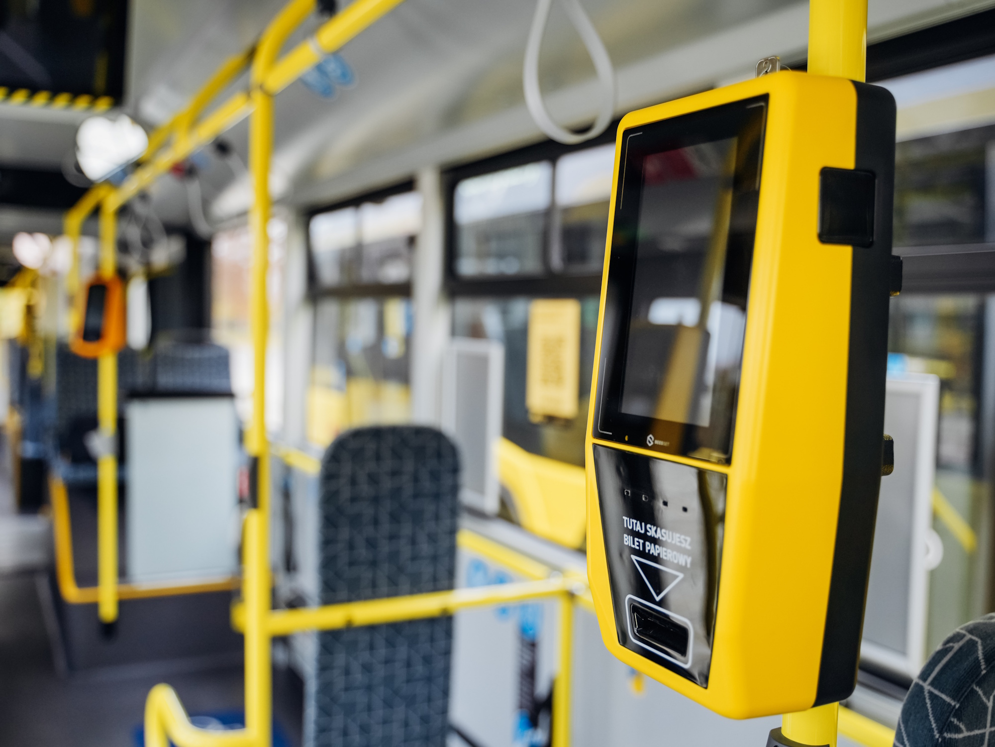 kasownik w autobusie