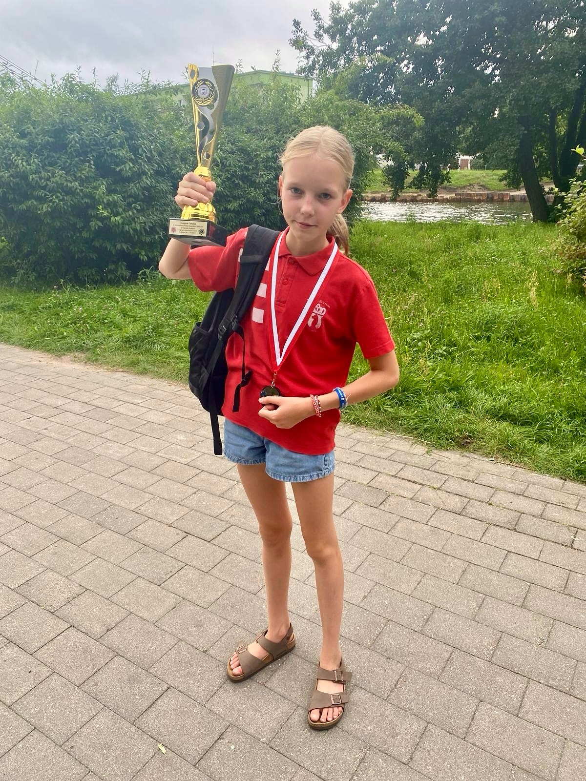 Fot. materiały Akademii Szachowej Gliwice Hania z pucharem