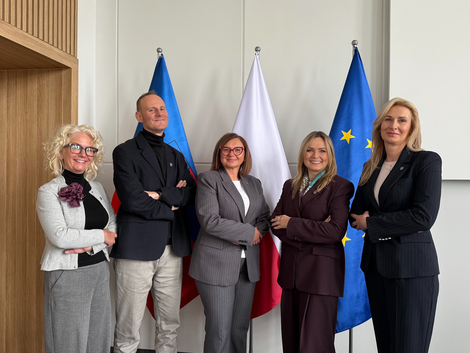 Marzena Szuba została trzecim zastępcą prezydent Gliwic. Będzie odpowiadać m.in. za nadzór nad nieruchomościami miasta, miejskimi spółkami i planowaniem przestrzennym. Pracę w Urzędzie Miejskim zaczęła od dzisiaj