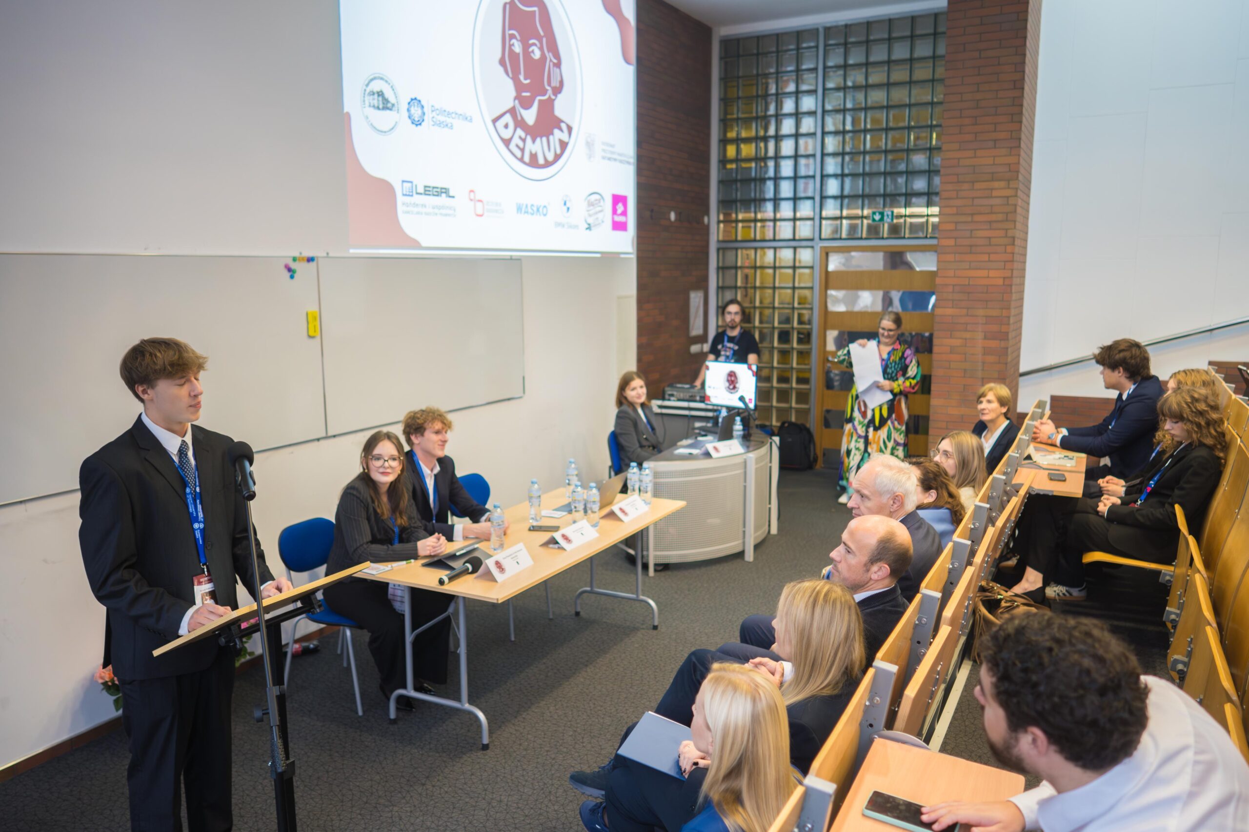 III edycja Dembowski Model United Nations w Gliwicach