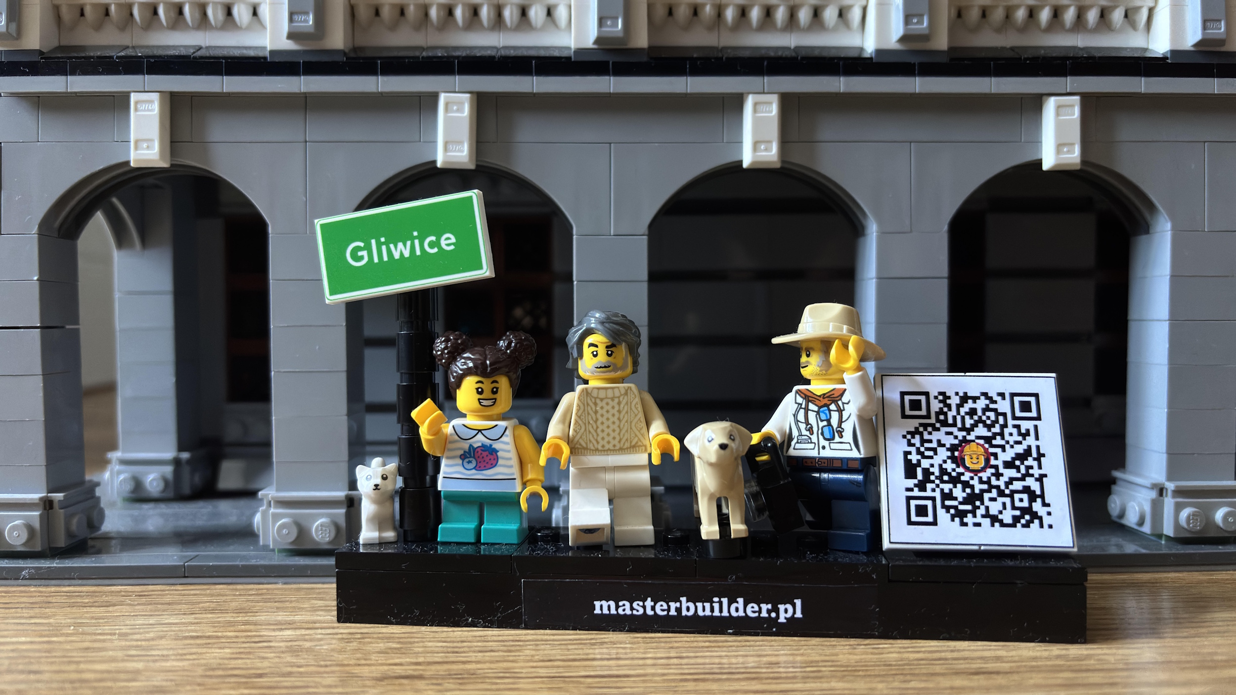 Replika gliwickiego Ratusza z klocków LEGO