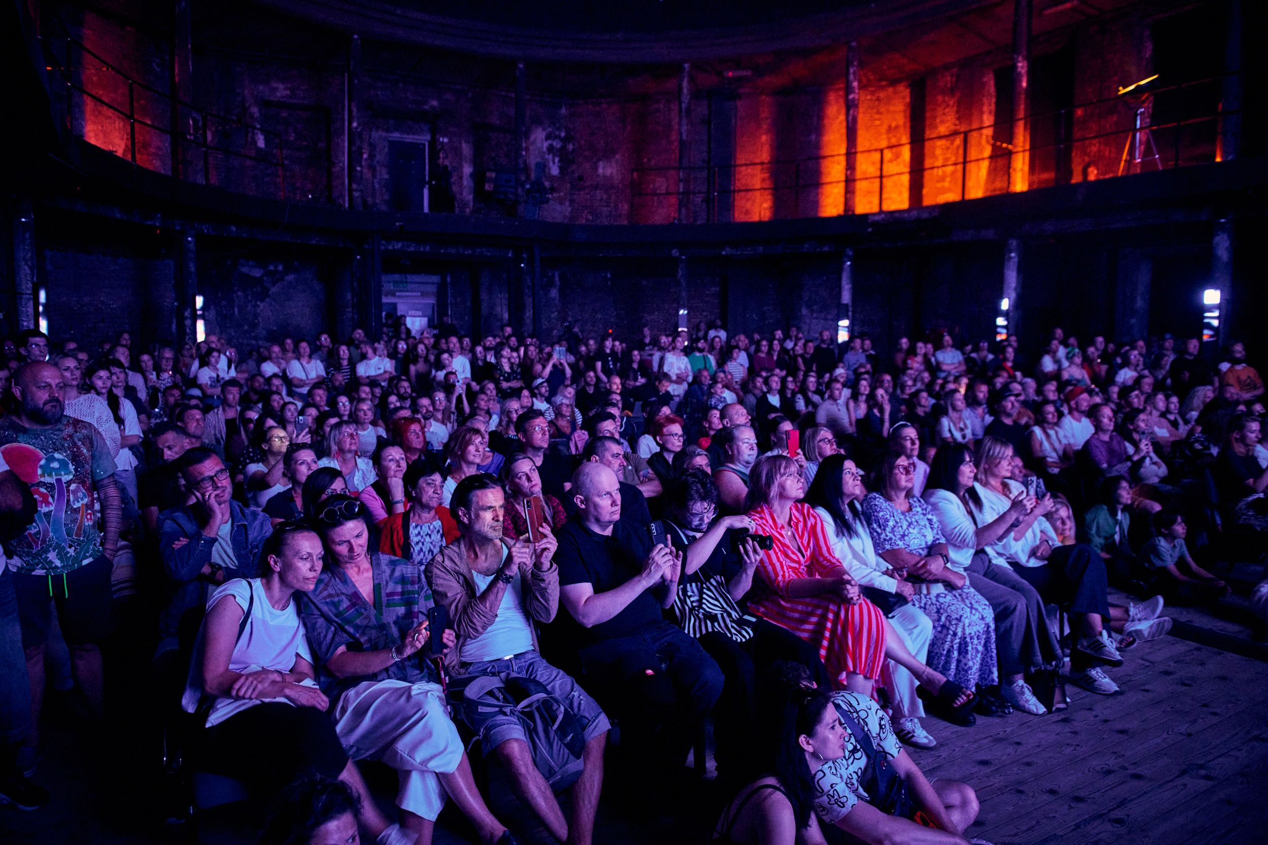 Tłumy na festiwalu Biennale Gliwice. To była sobota pełna spektakularnych, wizualno-dźwiękowych wrażeń