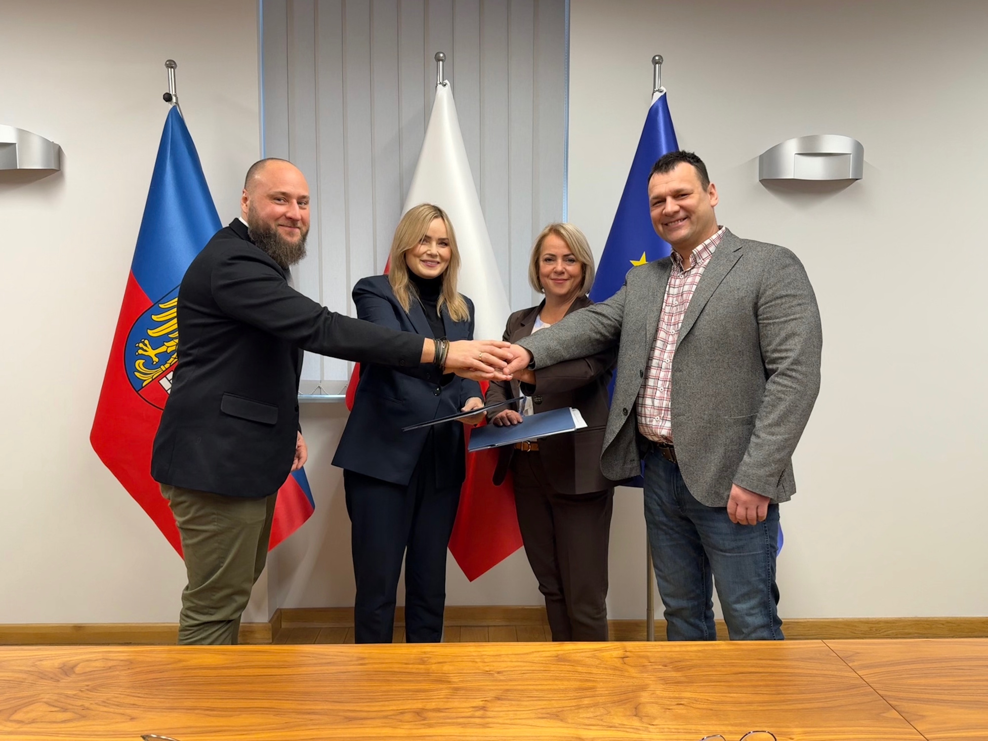 kobiety i mężczyźni