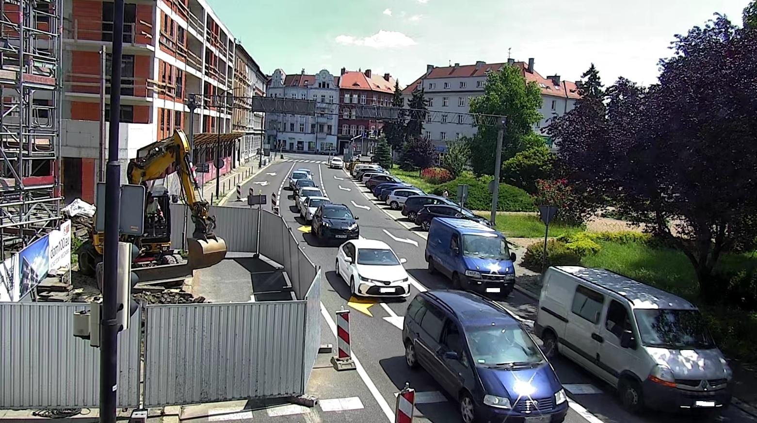 Zwężenie jezdni na Nowym Świecie – warto zachować ostrożność