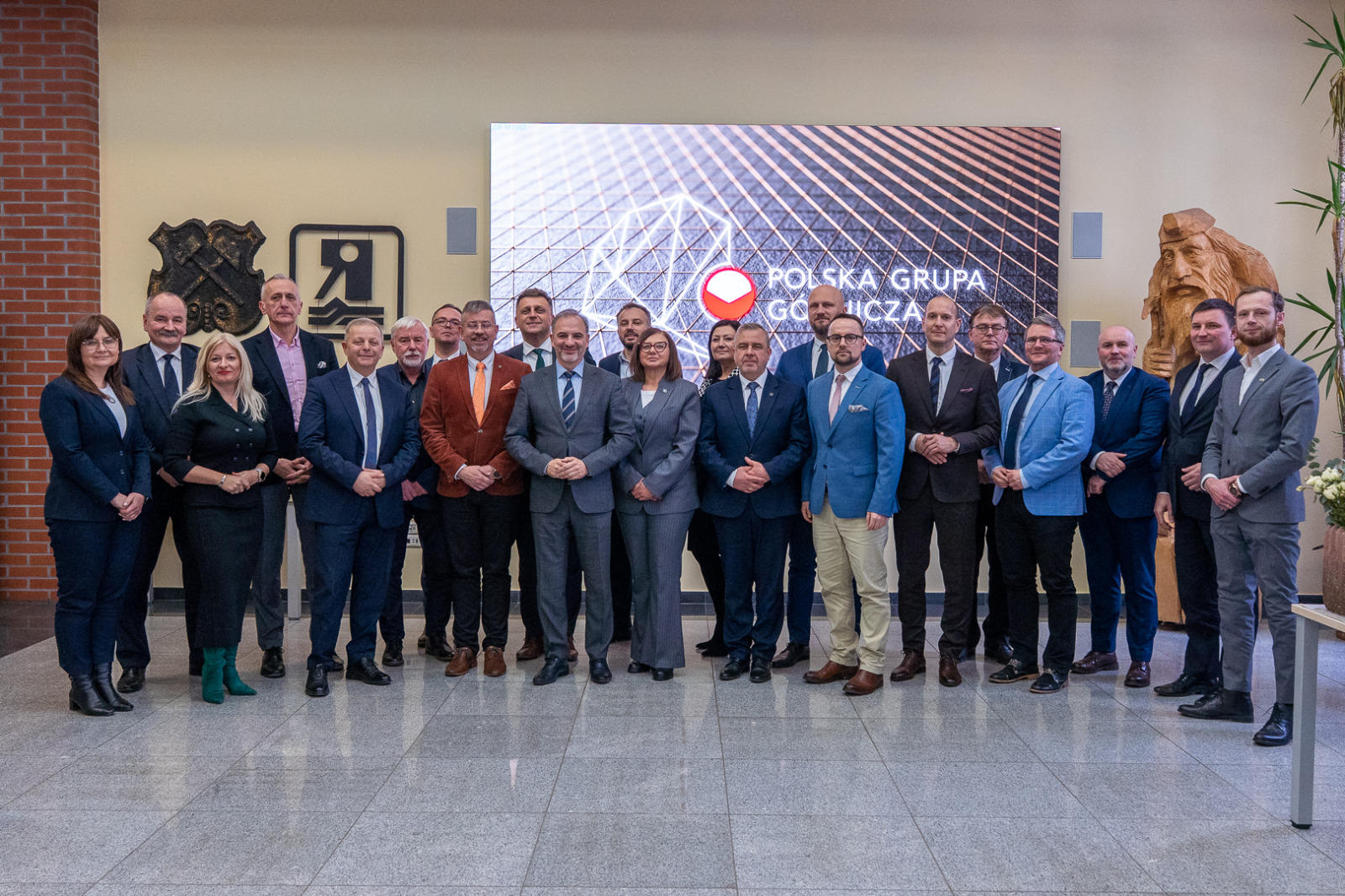 kobiety i mężczyźni