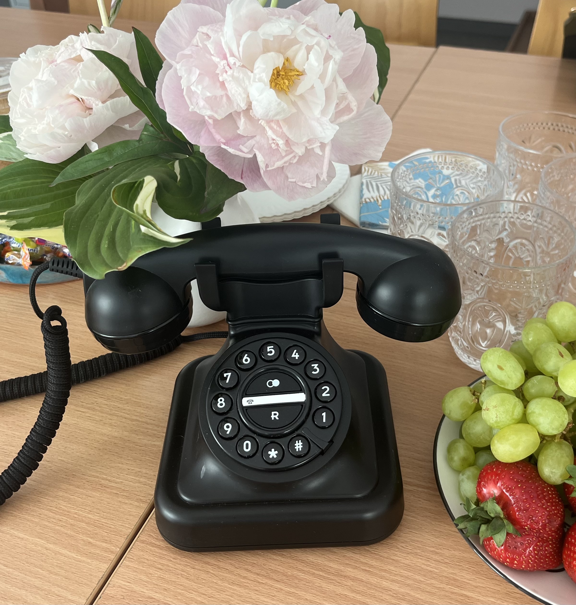 „Telefon życzliwości” dla seniorów działa coraz sprawniej