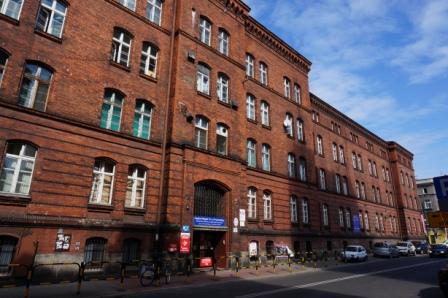 Chirurgia wraca do „wojskowego”