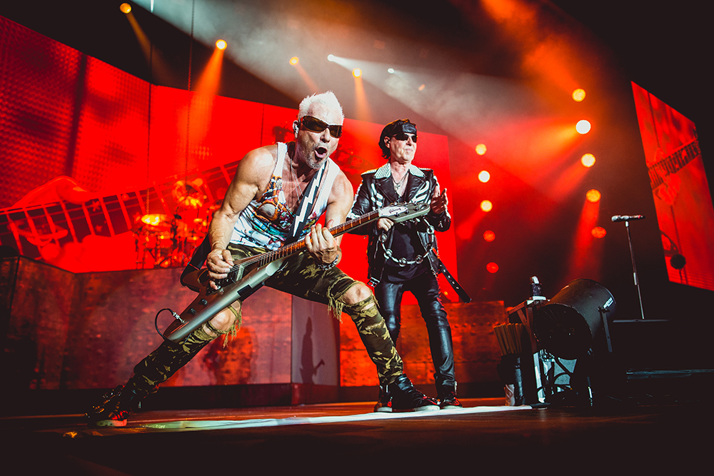 Autobusem S11 na koncert Scorpions w Arenie Gliwice