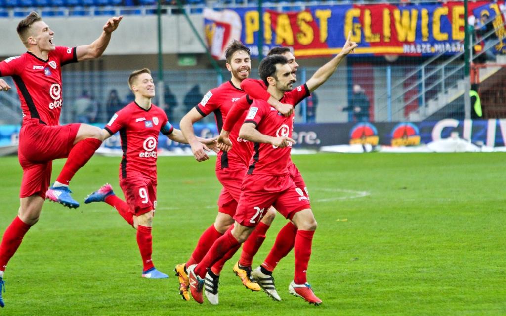 Dreszczowiec przy Okrzei
