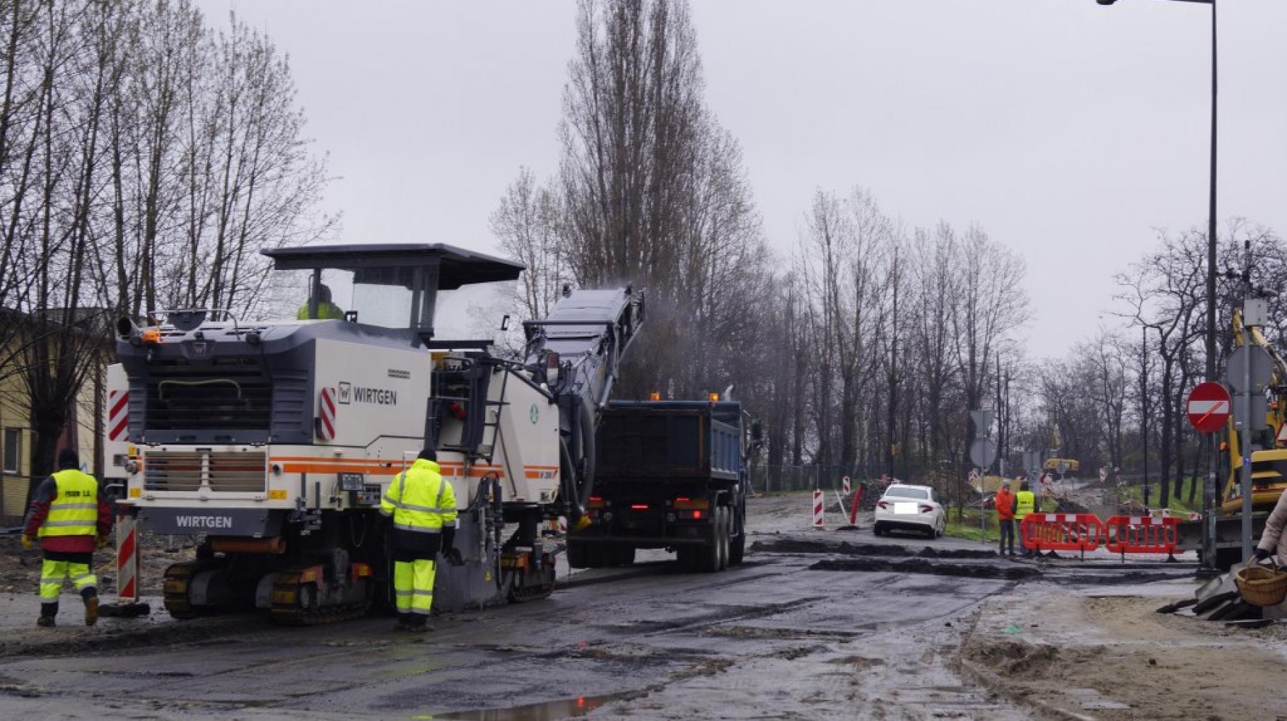 Remont na skrzyżowaniu ul. Zabrskiej i Bł. Czesława